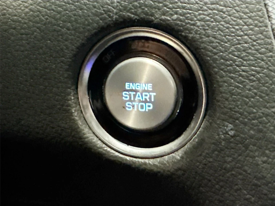 2018 Genesis G80 - Image 13 of 21