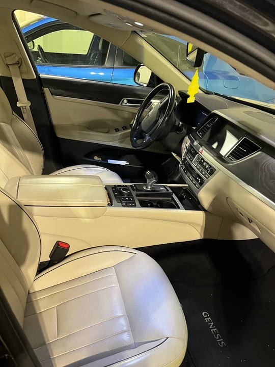 2018 Genesis G80 - Image 7 of 8