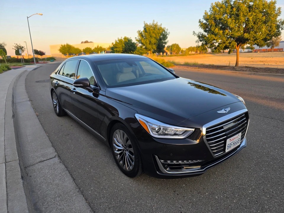 2018 Genesis G90 - Image 18 of 31