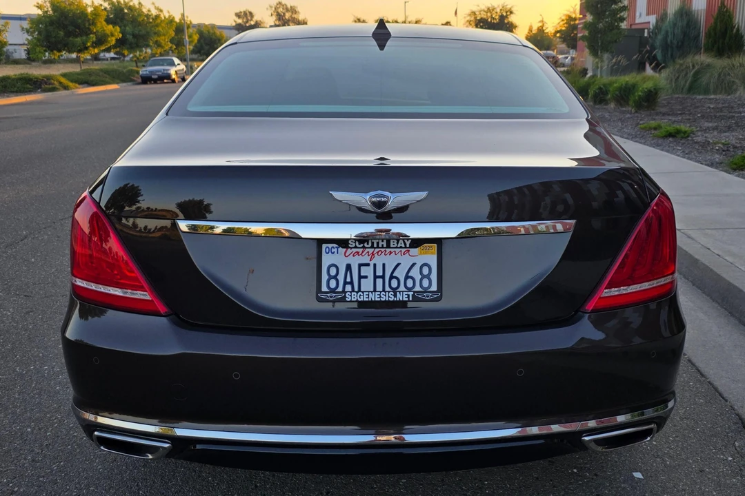 2018 Genesis G90 - Image 5 of 31