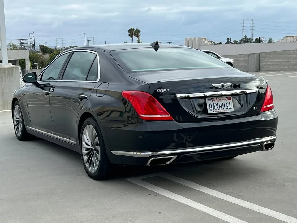 2018 Genesis G90 - Image 7 of 18