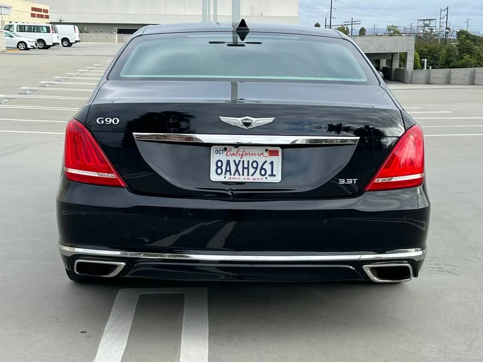 2018 Genesis G90 - Image 8 of 18