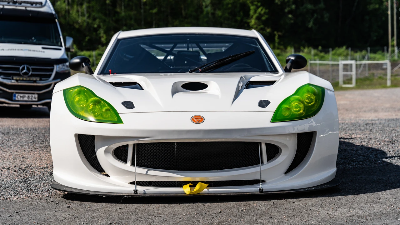 2018 Ginetta - Image 2 of 31