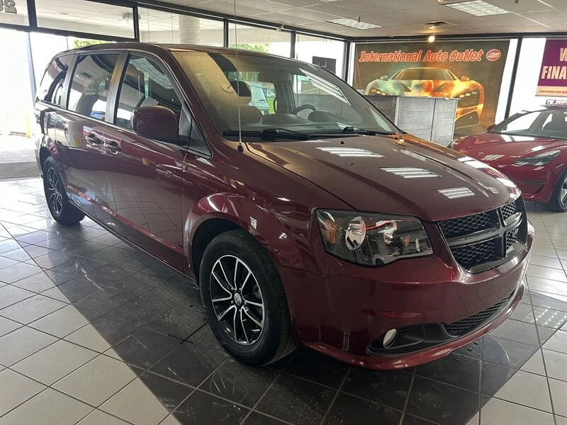 2018 Dodge Caravan - Image 3 of 4