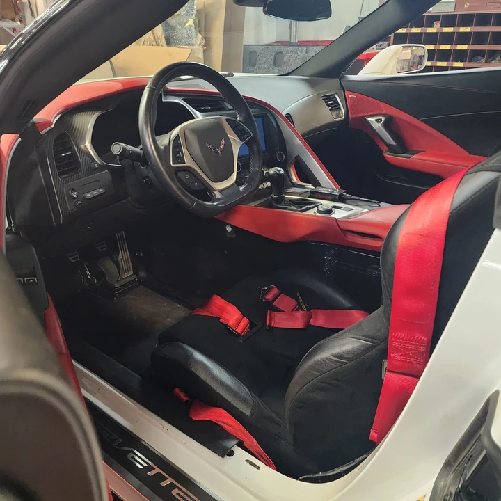 2018 Chevrolet Corvette - Image 5 of 10