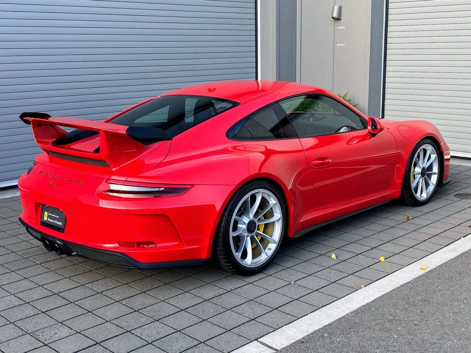 2018 Porsche 991 GT3 - Image 2 of 8
