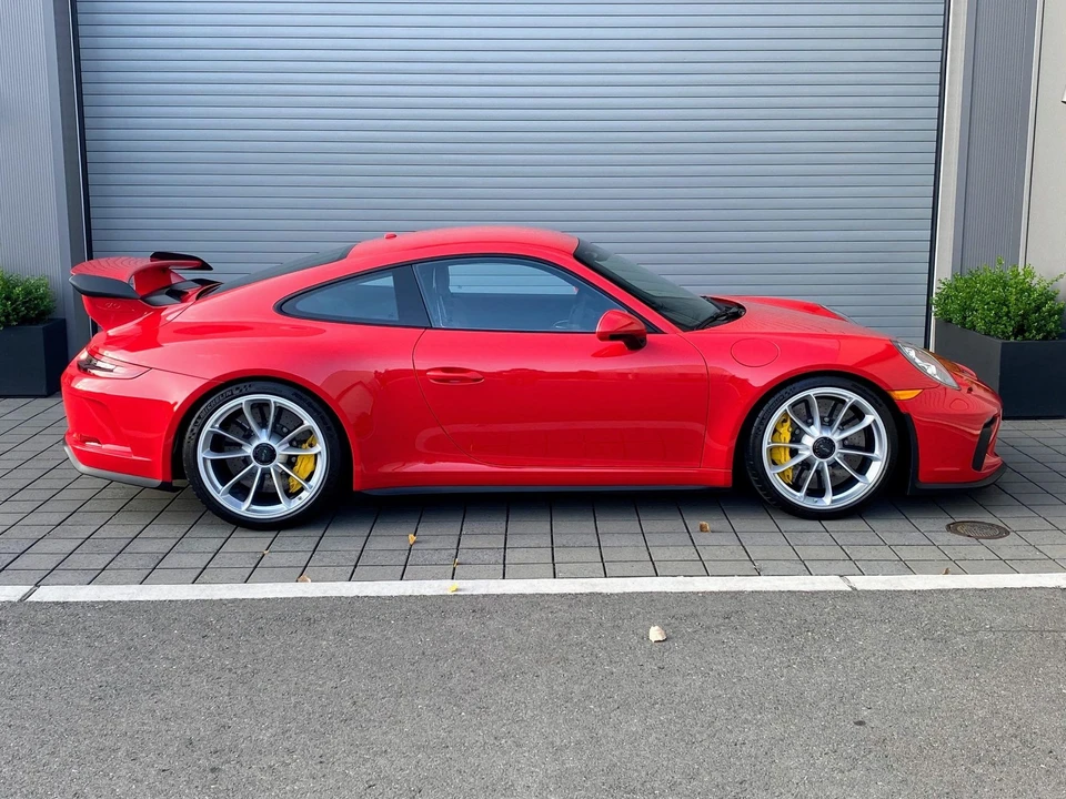 2018 Porsche 991 GT3 - Image 3 of 8