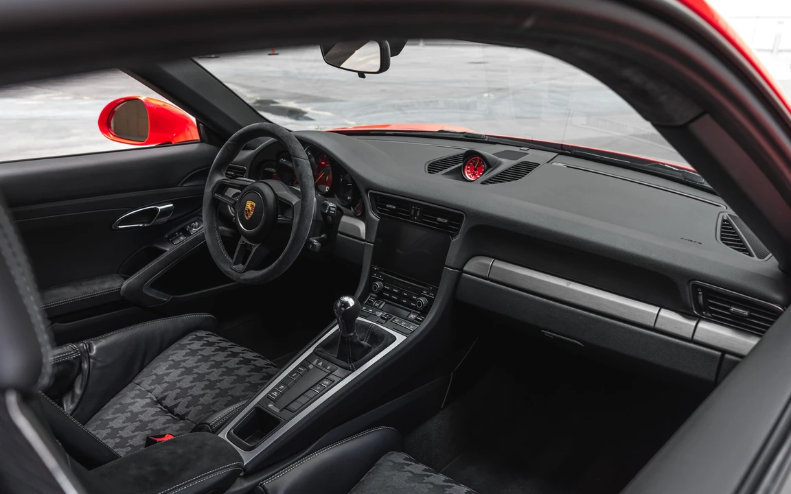 2018 Porsche 991 GT3 - Image 15 of 19