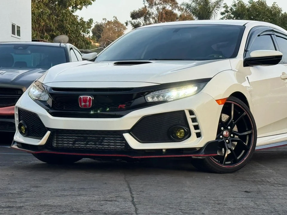 2018 Honda FK8 Civic Type R - Image 2 of 31