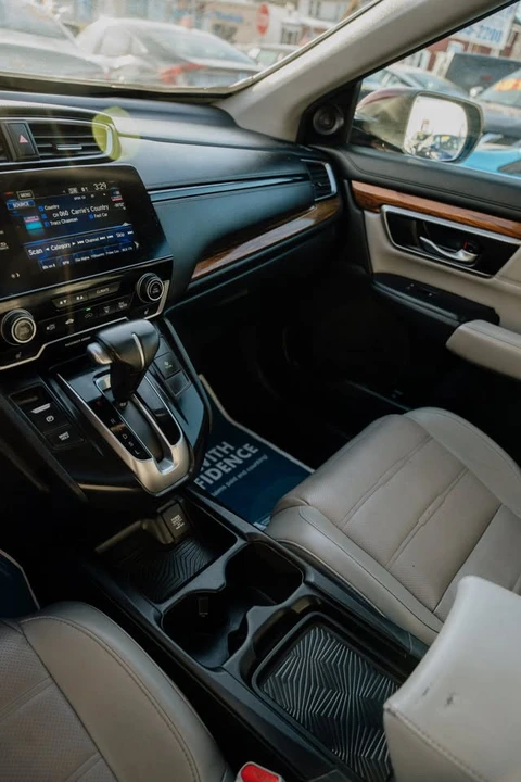 2018 Honda CR-V 5th Gen - Image 10 of 11