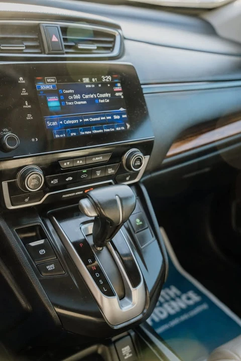 2018 Honda CR-V 5th Gen - Image 9 of 11
