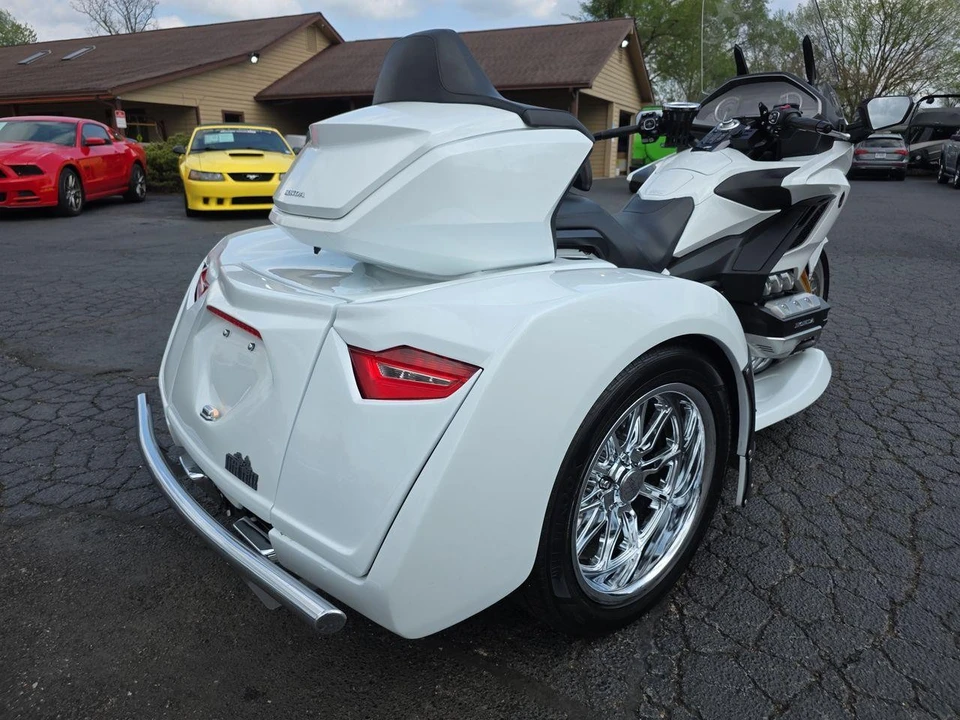 2018 Honda Gold Wing - Image 20 of 29