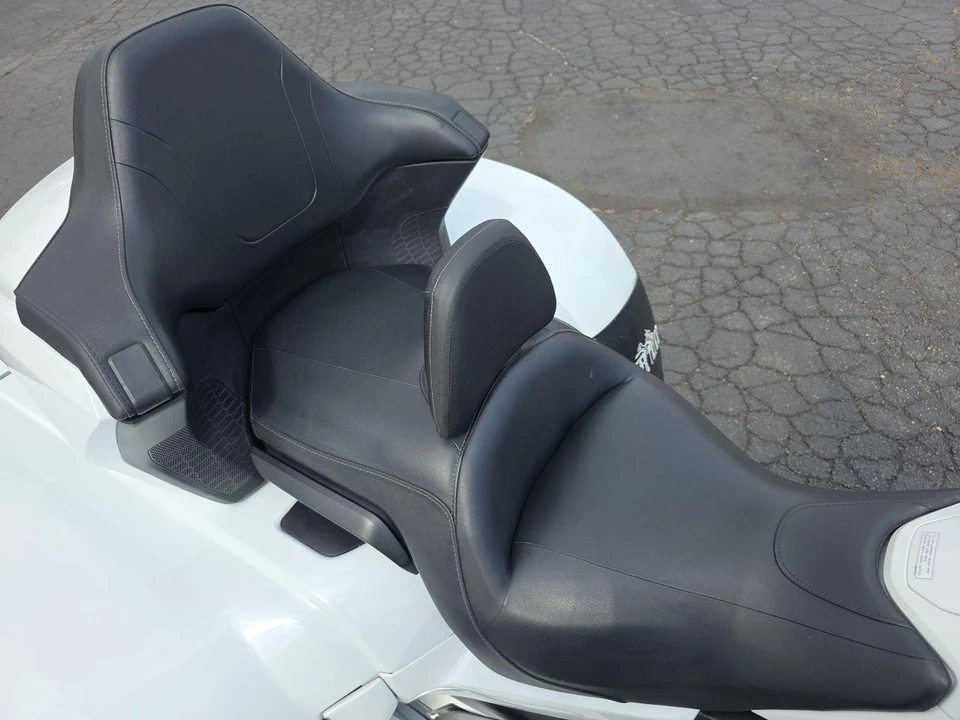 2018 Honda Gold Wing - Image 3 of 29