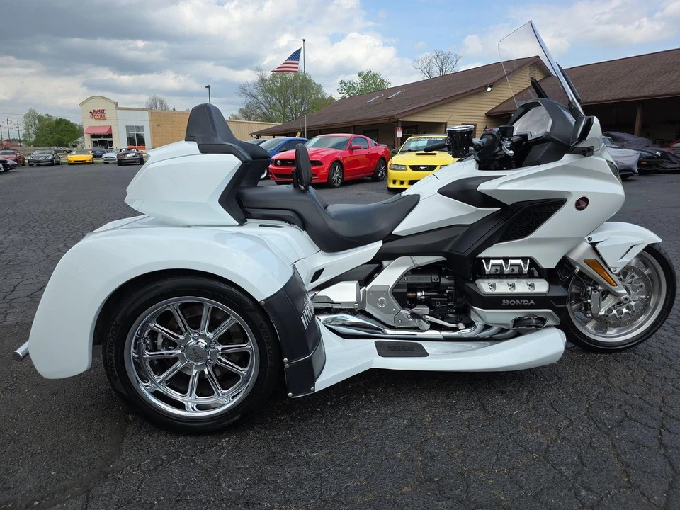 2018 Honda Gold Wing - Image 19 of 29