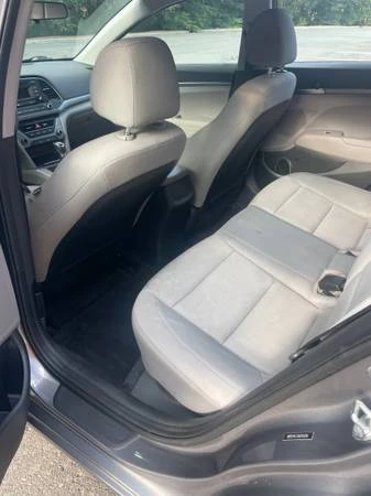 2018 Hyundai Elantra - Image 8 of 15