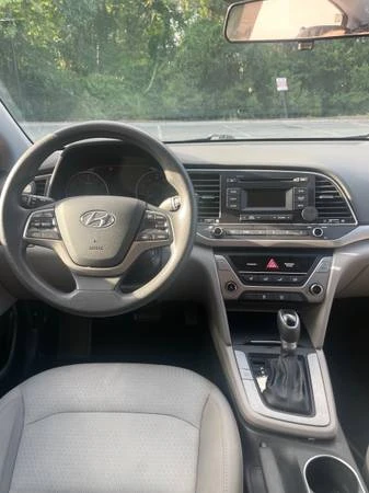 2018 Hyundai Elantra - Image 14 of 15