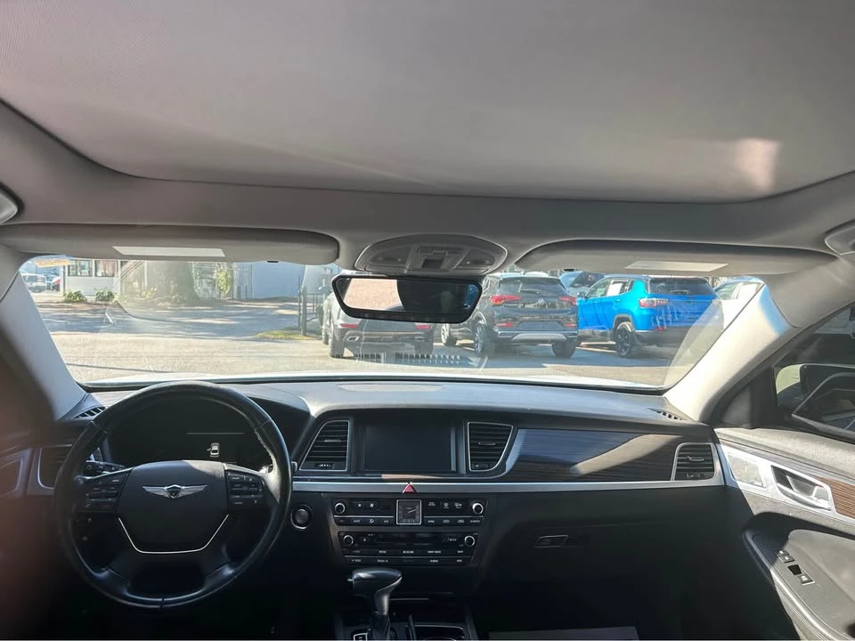 2018 Hyundai Genesis - Image 6 of 8