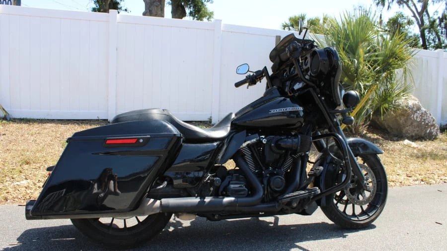 2018 Harley-Davidson Touring Milwaukee-Eight - Image 2 of 4