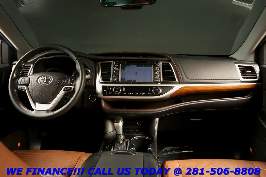 2018 Toyota Highlander - Image 3 of 21
