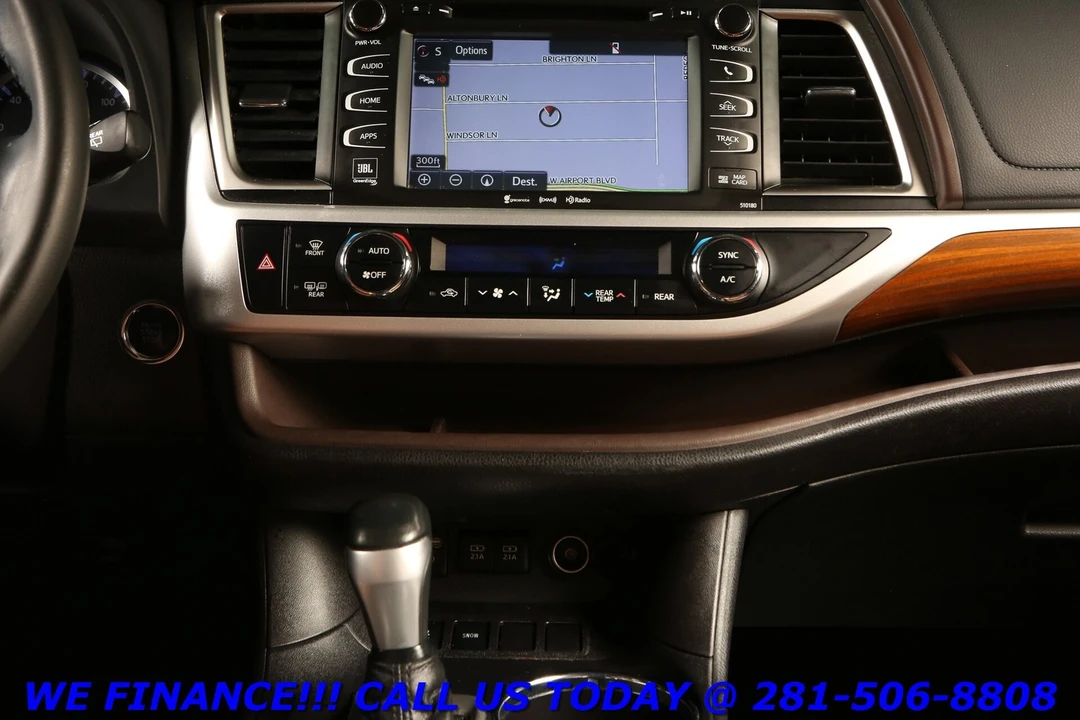 2018 Toyota Highlander - Image 16 of 21