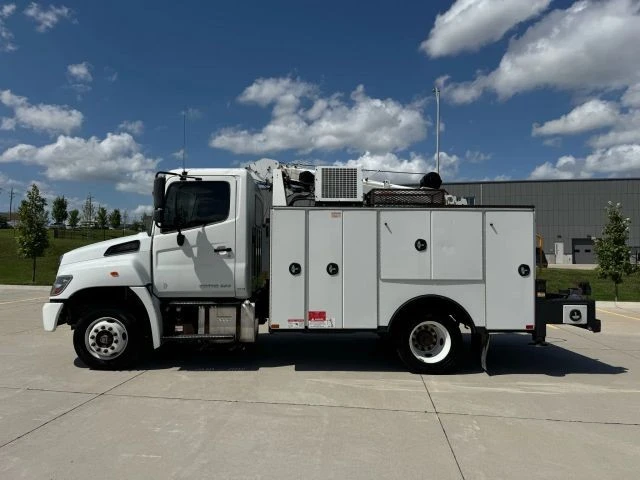 2018 Hino - Image 7 of 21