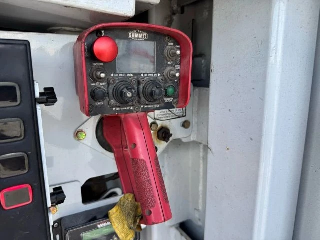 2018 Hino - Image 15 of 21