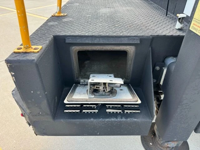 2018 Hino - Image 17 of 21