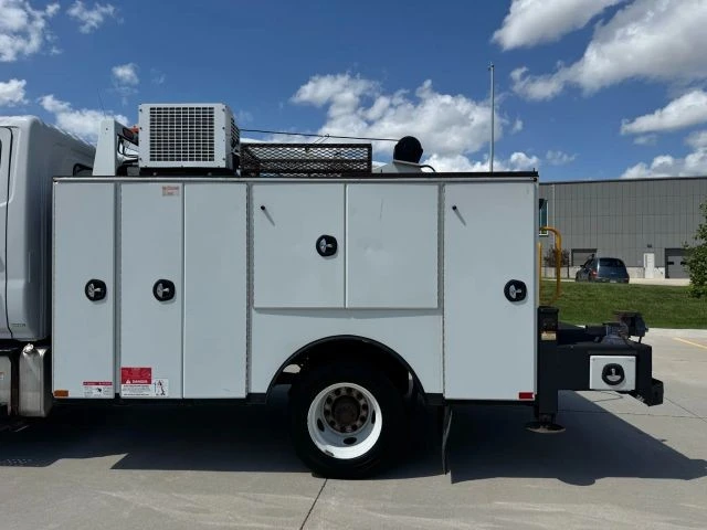 2018 Hino - Image 8 of 21