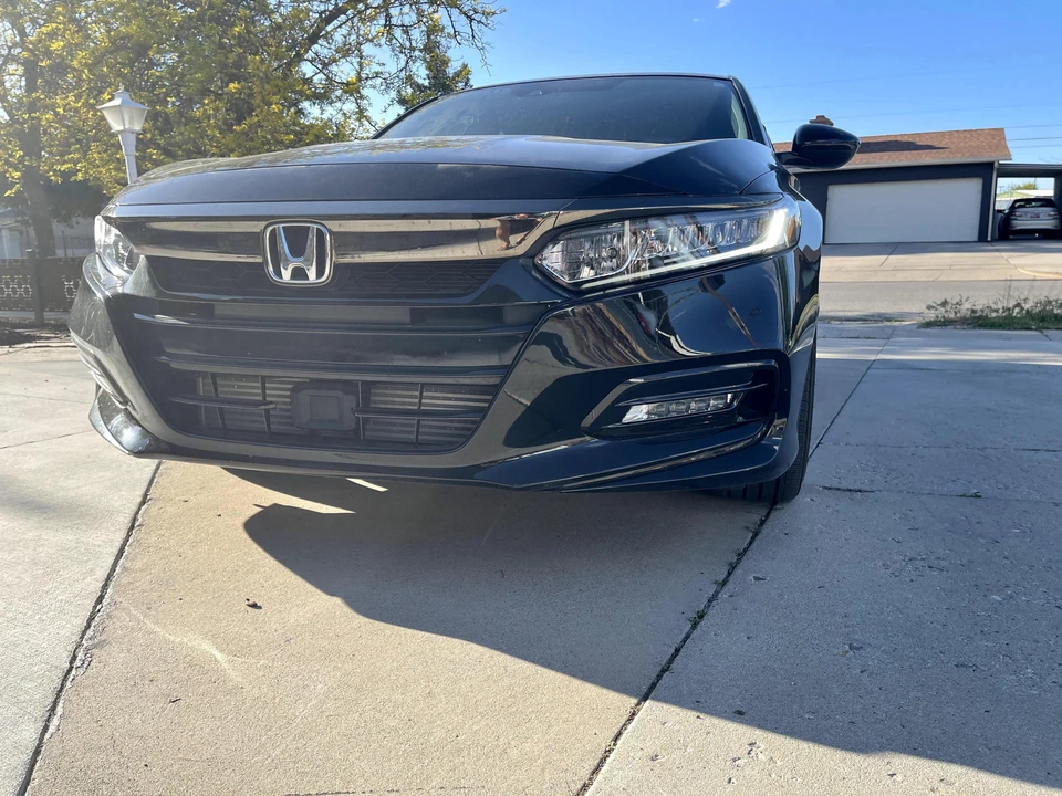 2018 Honda Accord 10th Gen - Image 7 of 12