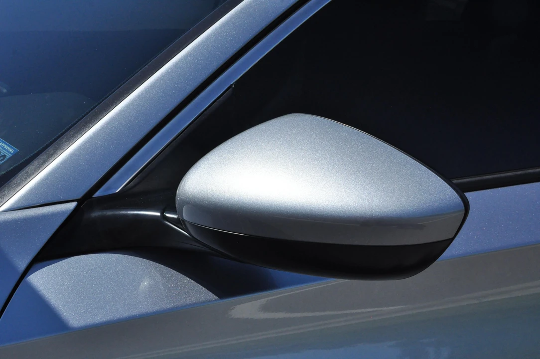 2018 Honda Accord 10th Gen - Image 13 of 31