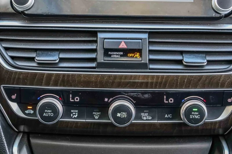 2018 Honda Accord 10th Gen - Image 12 of 12