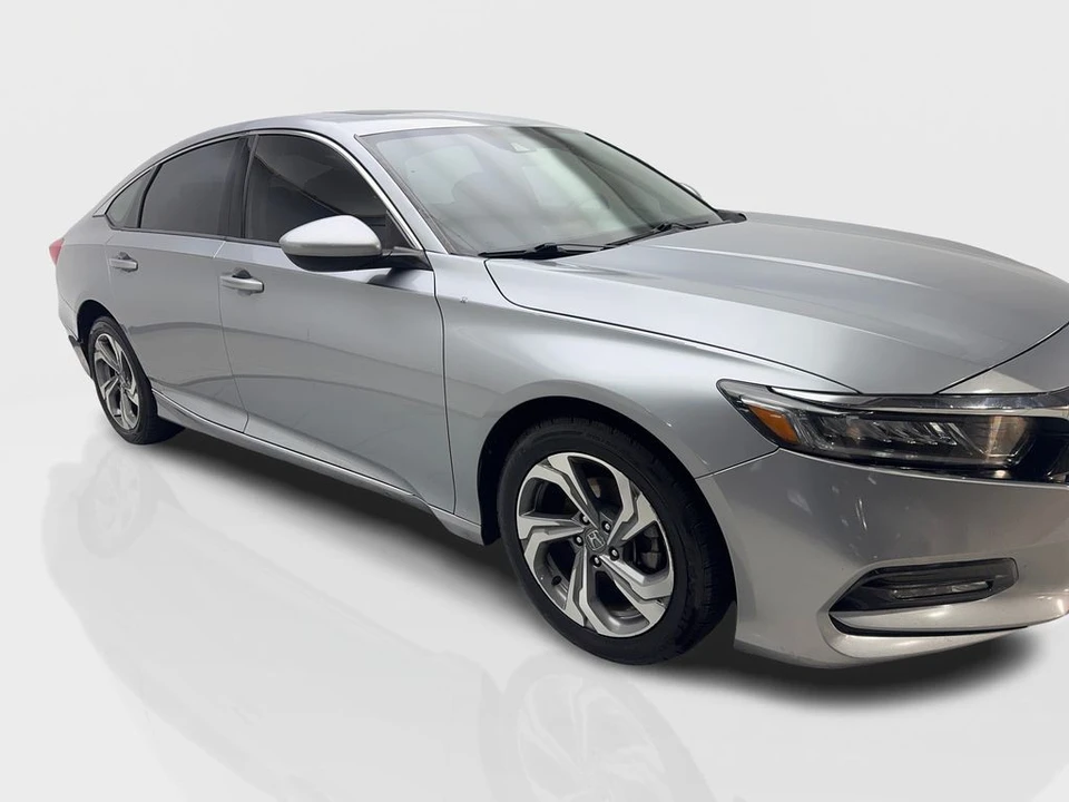 2018 Honda Accord 10th Gen - Image 12 of 21