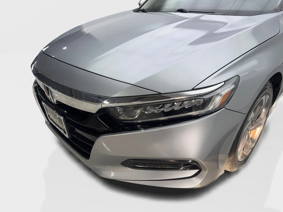 2018 Honda Accord 10th Gen - Image 16 of 21