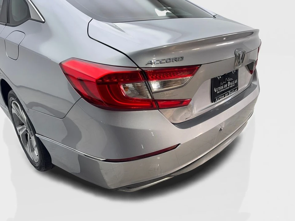 2018 Honda Accord 10th Gen - Image 19 of 21