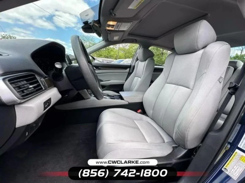 2018 Honda Accord 10th Gen - Image 10 of 12