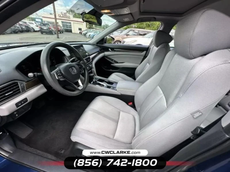 2018 Honda Accord 10th Gen - Image 9 of 12