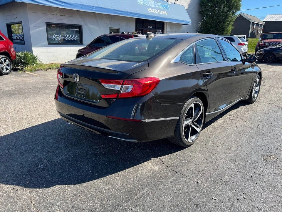 2018 Honda Accord 10th Gen - Image 7 of 12