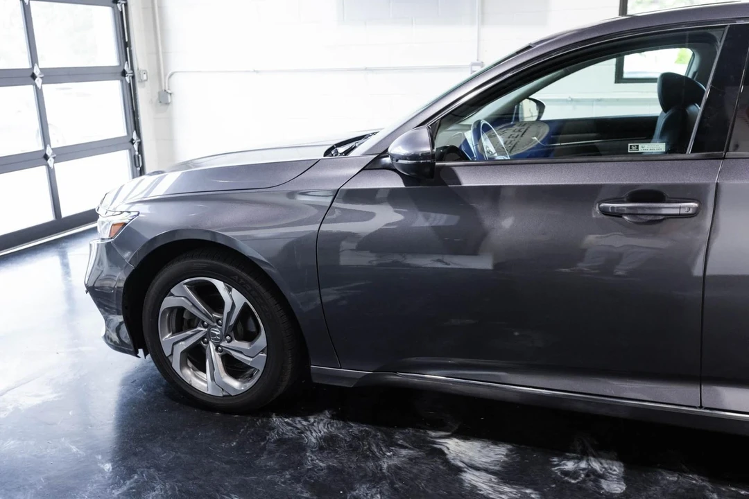 2018 Honda Accord 10th Gen - Image 3 of 12