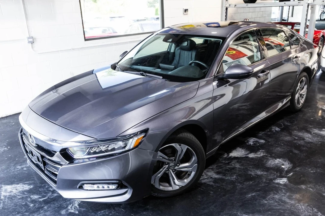 2018 Honda Accord 10th Gen - Image 2 of 12