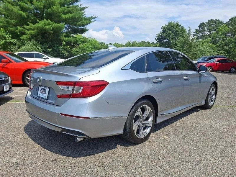 2018 Honda Accord 10th Gen - Image 6 of 12
