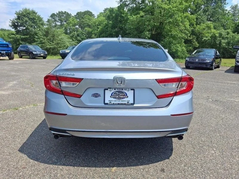 2018 Honda Accord 10th Gen - Image 5 of 12