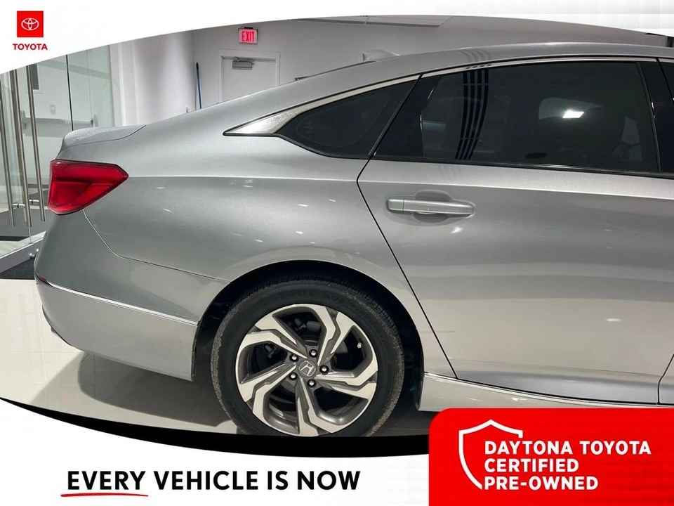2018 Honda Accord 10th Gen - Image 3 of 10