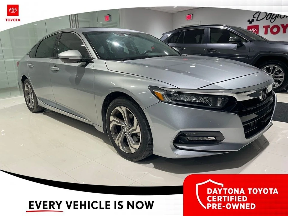 2018 Honda Accord 10th Gen - Image 6 of 10