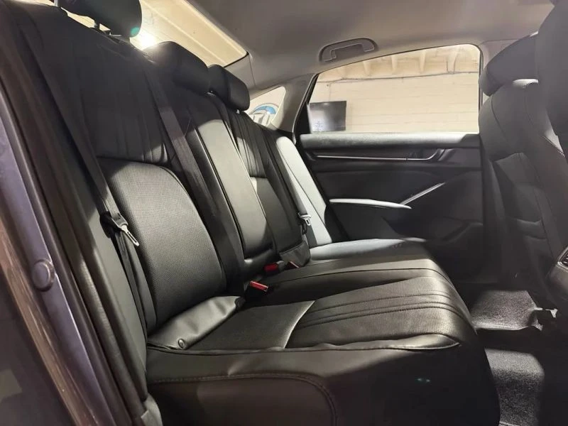2018 Honda Accord 10th Gen - Image 11 of 12
