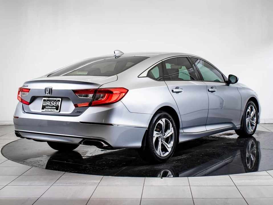 2018 Honda Accord 10th Gen - Image 7 of 21