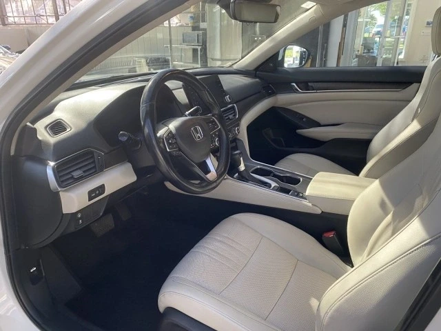 2018 Honda Accord 10th Gen - Image 19 of 21