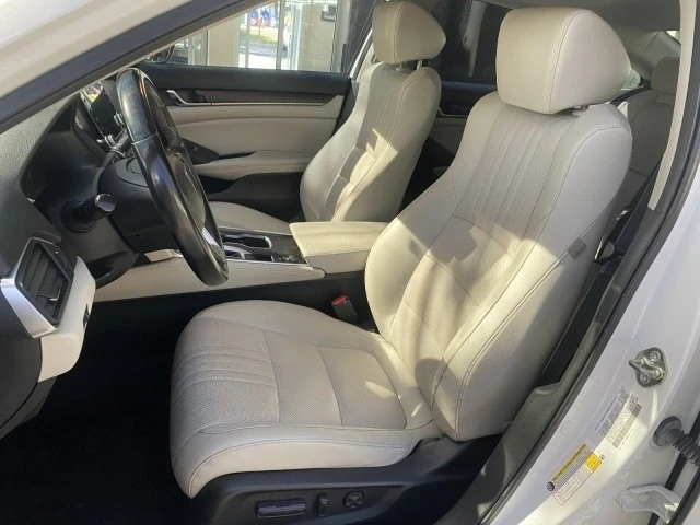 2018 Honda Accord 10th Gen - Image 20 of 21