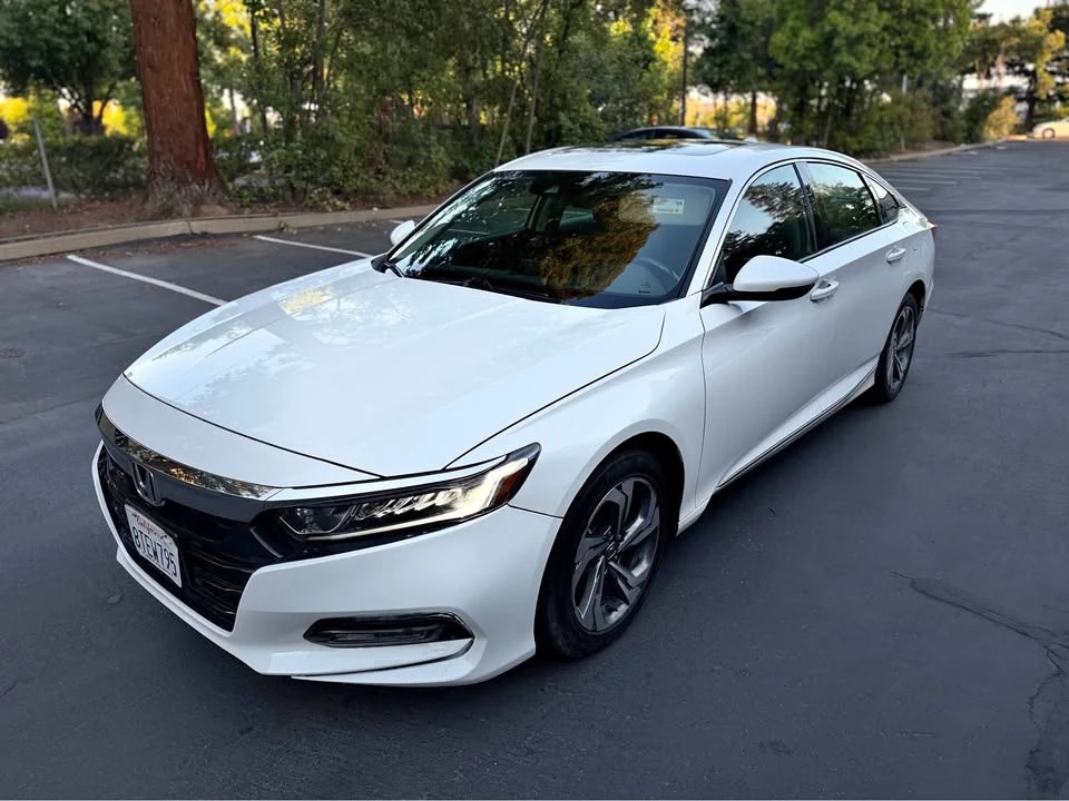 2018 Honda Accord 10th Gen - Image 1 of 11