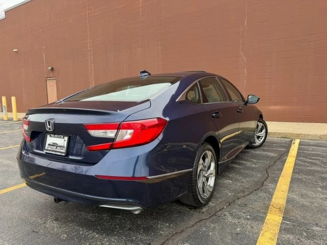 2018 Honda Accord 10th Gen - Image 8 of 31