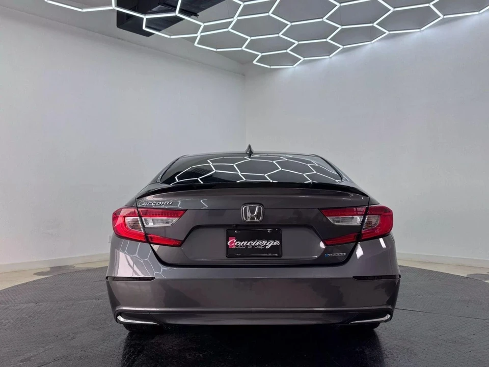 2018 Honda Accord 10th Gen - Image 5 of 21